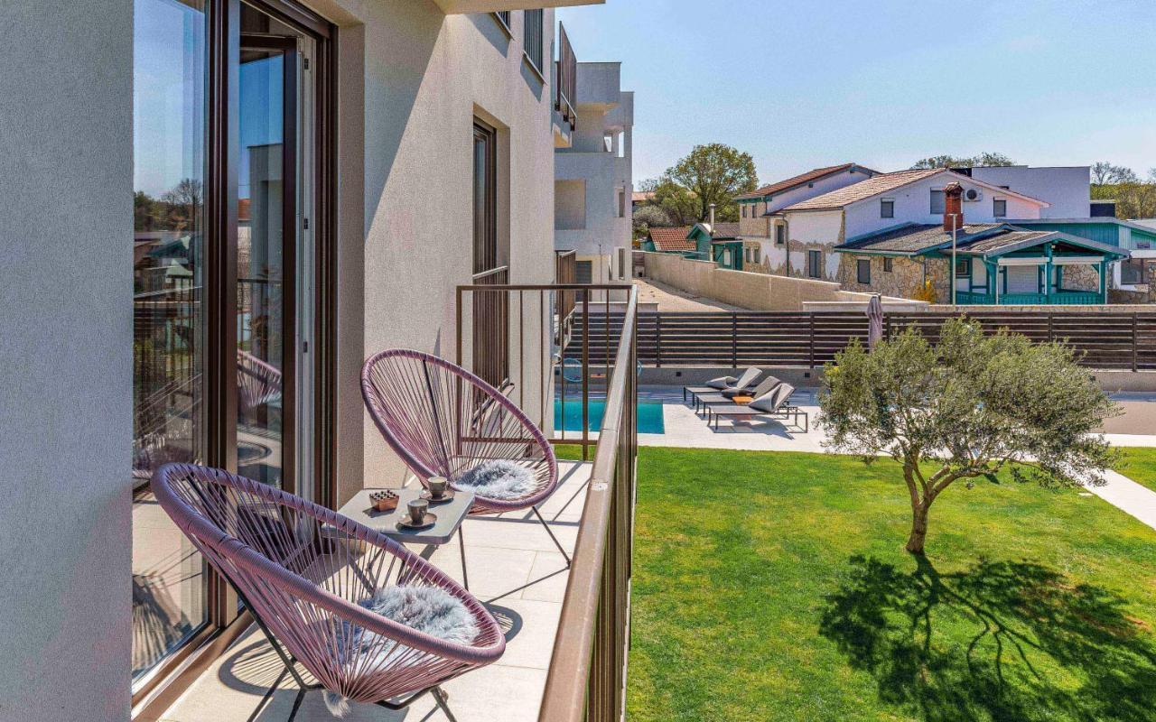 Ap Caci Mit Pool - Istriensonne 0712-0737 Apartment Medulin Exterior photo